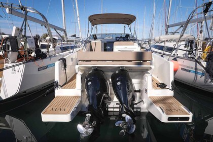 Charter Motorboat NUVA YACHTS Nuva M9 Cabin Palma de Mallorca