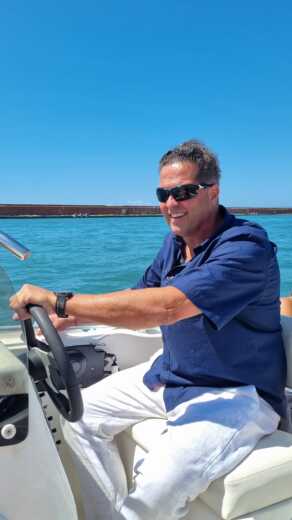 Genua Without license Capelli Tempest 570 alt tag text