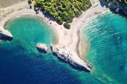 Rental Motorboat Traditional Mediterranean Cruiser Porto Cheli