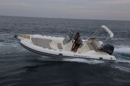Location Semi-rigide Capelli Capelli Tempest 700 Le Lavandou