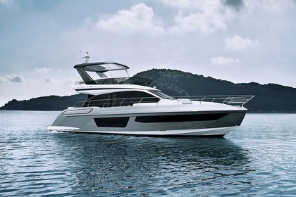 Rental Motorboat  Azimut 53 Fly Podstrana