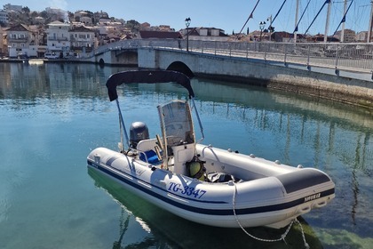 Noleggio Gommone Novomar 430 Trogir