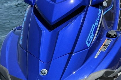 Noleggio Moto d'acqua Yamaha GP 1800 R  300 cv Cagliari