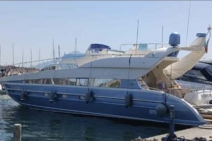 Location Bateau à moteur Conam 60 fly Naples