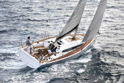 Hire Sailboat DEHLER 38 Kaštela