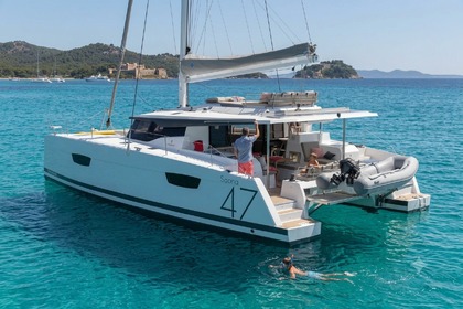 Hyra båt Katamaran Fountaine Pajot Saona 47 Antibes