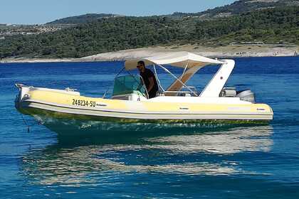 Rental RIB aquamax Zagreb Shark 23 Brač