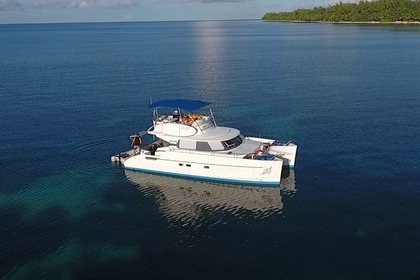 Hire Motorboat Fountaine Pajot Maryland 37 Mahé