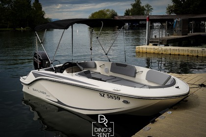 Location Bateau à moteur Bayliner M15 Lac de Zurich