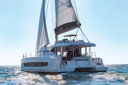 Charter Catamaran Catana Bali Catspace Marina Frapa
