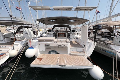 Hire Sailboat Dufour Yachts Dufour 56 Exclusive - 5 + 1 cab. Trogir