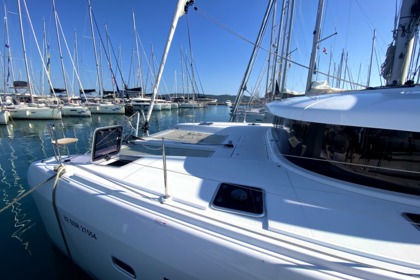 Rental Catamaran Lagoon-Bénéteau Lagoon 42 - 4 + 1 cab. Kaštel Gomilica