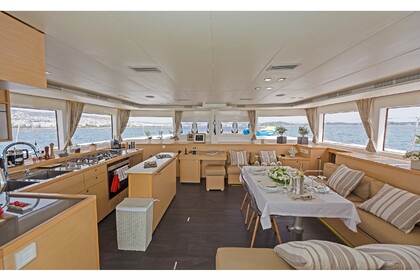 Hire Catamaran  Lagoon 560 S2 Piraeus