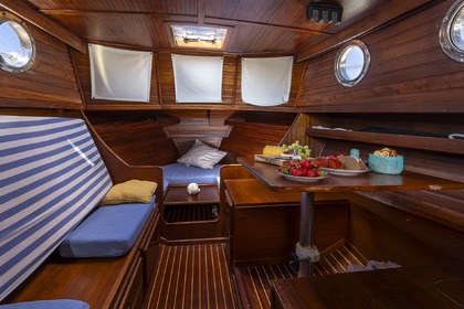 Aluguel Lancha LLAUT CLASICO MENORQUIN Saura 50 Port d'Alcúdia