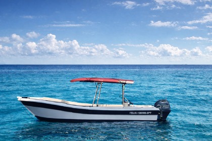 Location Bateau à moteur With or without skipper Madère