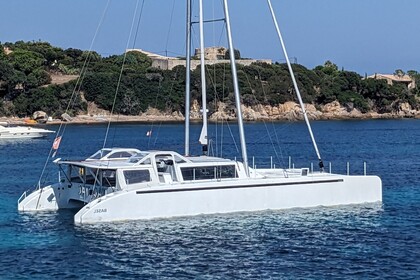 Location Catamaran Hafner Custom Calvi