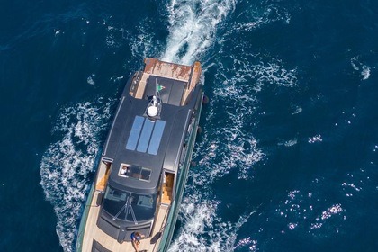 Noleggio Yacht Blue Ice Blue Ice XSM 52 Napoli