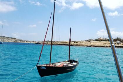 Charter Sailboat Drascombe Lugger Swieqi