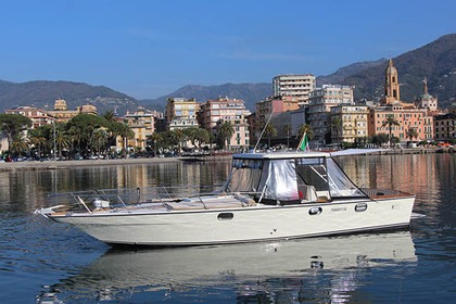 Charter Motorboat Abbate Weekender 34 Rapallo
