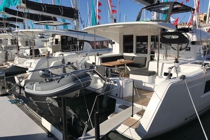 Charter Catamaran LAGOON 40 Cugnana Verde