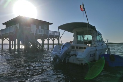 Location Bateau à moteur JEANNEAU MERRY FISHER Arcachon