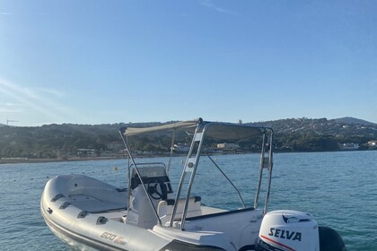 Hire RIB Selva Marine 600 Les Issambres