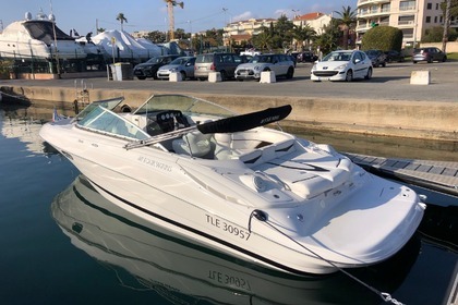 Rental Motorboat Four Winns 240 Horizon Saint-Raphaël