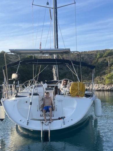 Split Sailboat Bavaria 46 Cruiser alt tag text