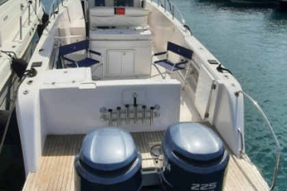 Aluguel Lancha Proline 30 Sport Nápoles