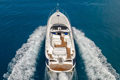 Location Bateau à moteur Sunseeker 44 Camargue ALL INCLUSIVE IN PRICE Kalamata