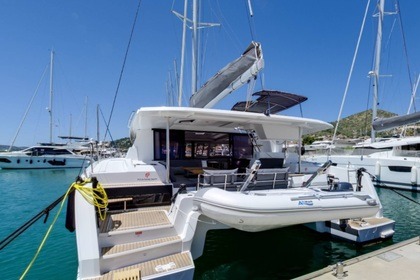 Verhuur Catamaran Fountaine Pajot Fountaine Pajot Astrea 42 - 4 + 2 cab. Trogir