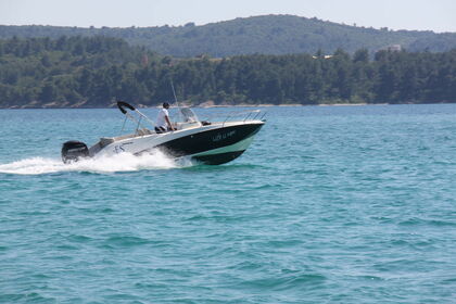 Rental Motorboat Quicksilver 675 Aktiv Korčula