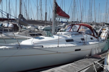 Charter Sailboat Beneteau Oceanis311clipper La Rochelle
