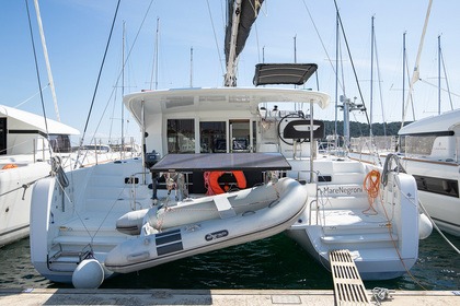 Charter Catamaran  Lagoon 40 Pomer