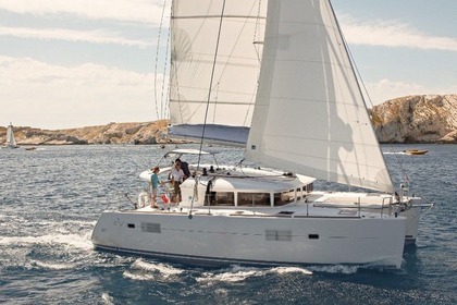 Verhuur Catamaran LAGOON 400 S2 Laurion