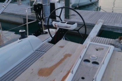 Rental Sailboat DUFOUR 360 GL Capo d'Orlando