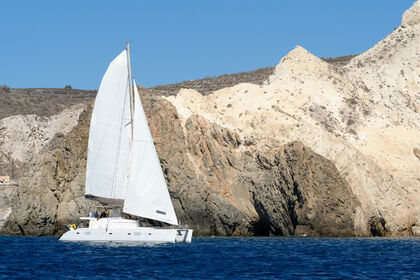 Location Catamaran LAGOON 500 Santorin