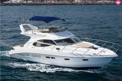 Noleggio Barca a motore Sealine F 425 Saint-Tropez