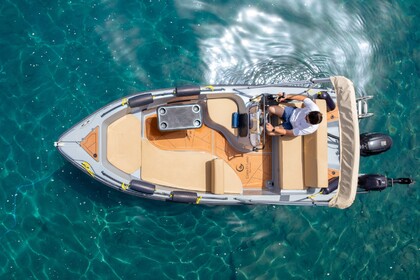 Hire Boat without licence  Nireus 490 optima "Sofia" Santorini