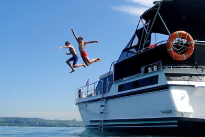 Rental Houseboats Valkkruiser 1200 Content Bodman-Ludwigshafen