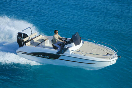 Hire Motorboat Beneteau Flyer 6.6 Sundeck Palamós