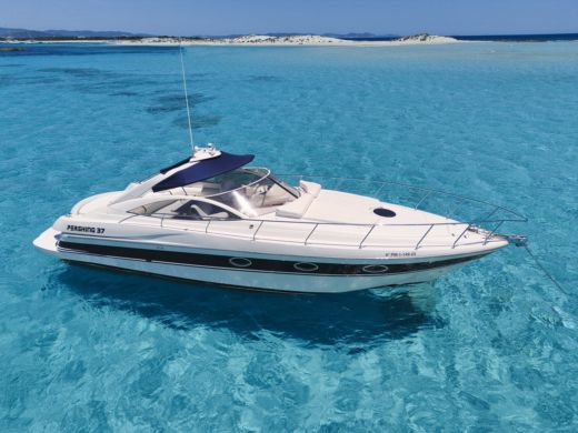 Motorboat Pershing 37 Boot Grundriss