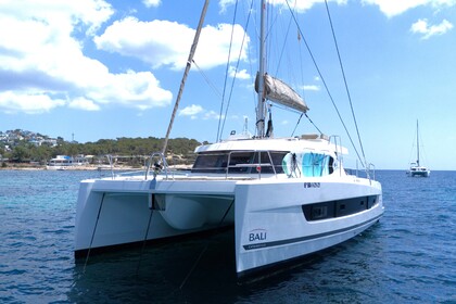 Charter Catamaran Bali - Catana Catspace Ibiza