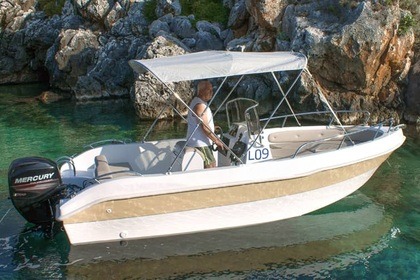 Noleggio Barca senza patente  Elite 5.5 Castro