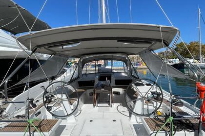 Hire Sailboat  Oceanis 51.1 Palma de Mallorca