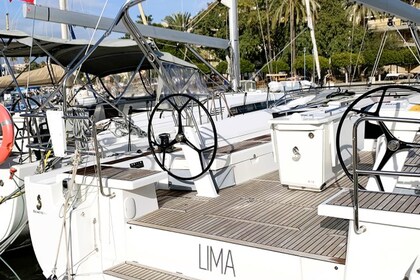 Verhuur Zeilboot Beneteau Oceanis 51.1 Cala d'Or