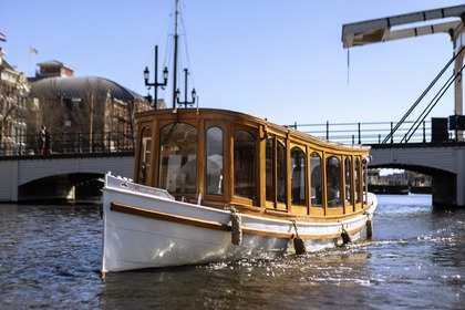 Charter Motorboat Boatnow Notary boat Amsterdam