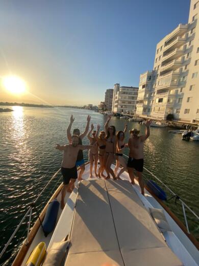 Empuriabrava Motorboat Beneteau Ombrine 960 alt tag text