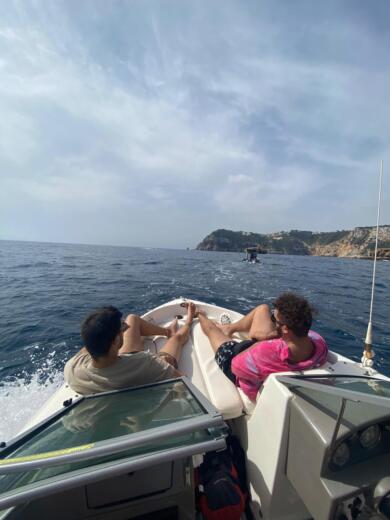 Dénia Motorboat Rinker Captiva 195 alt tag text