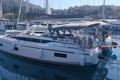 Noleggio Barca a vela Bavaria C 38 Tropea